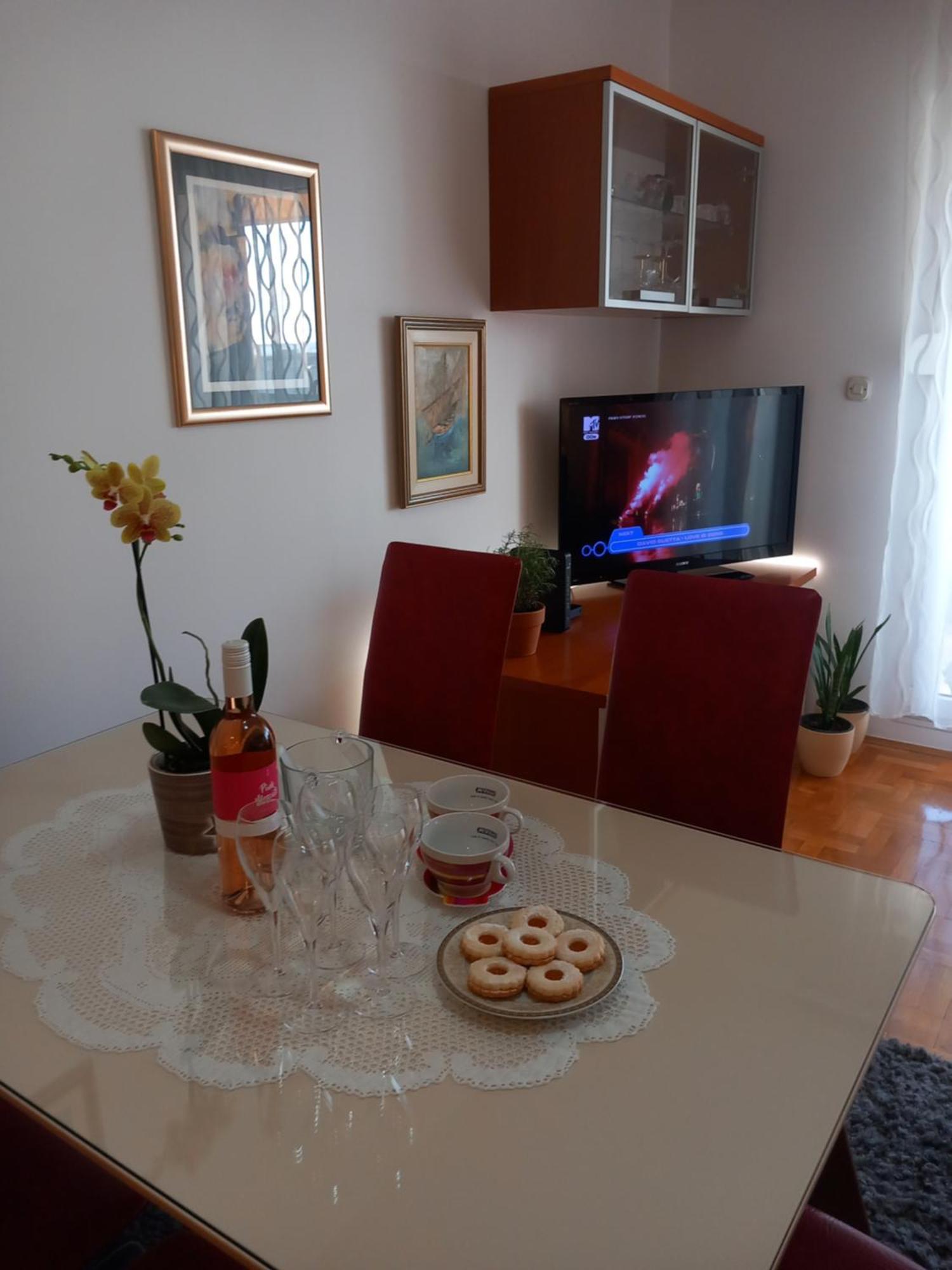 Apartment Harmony - Pleasant And Comfortable Place With A Balcony And A Secured Garage Split Exterior foto