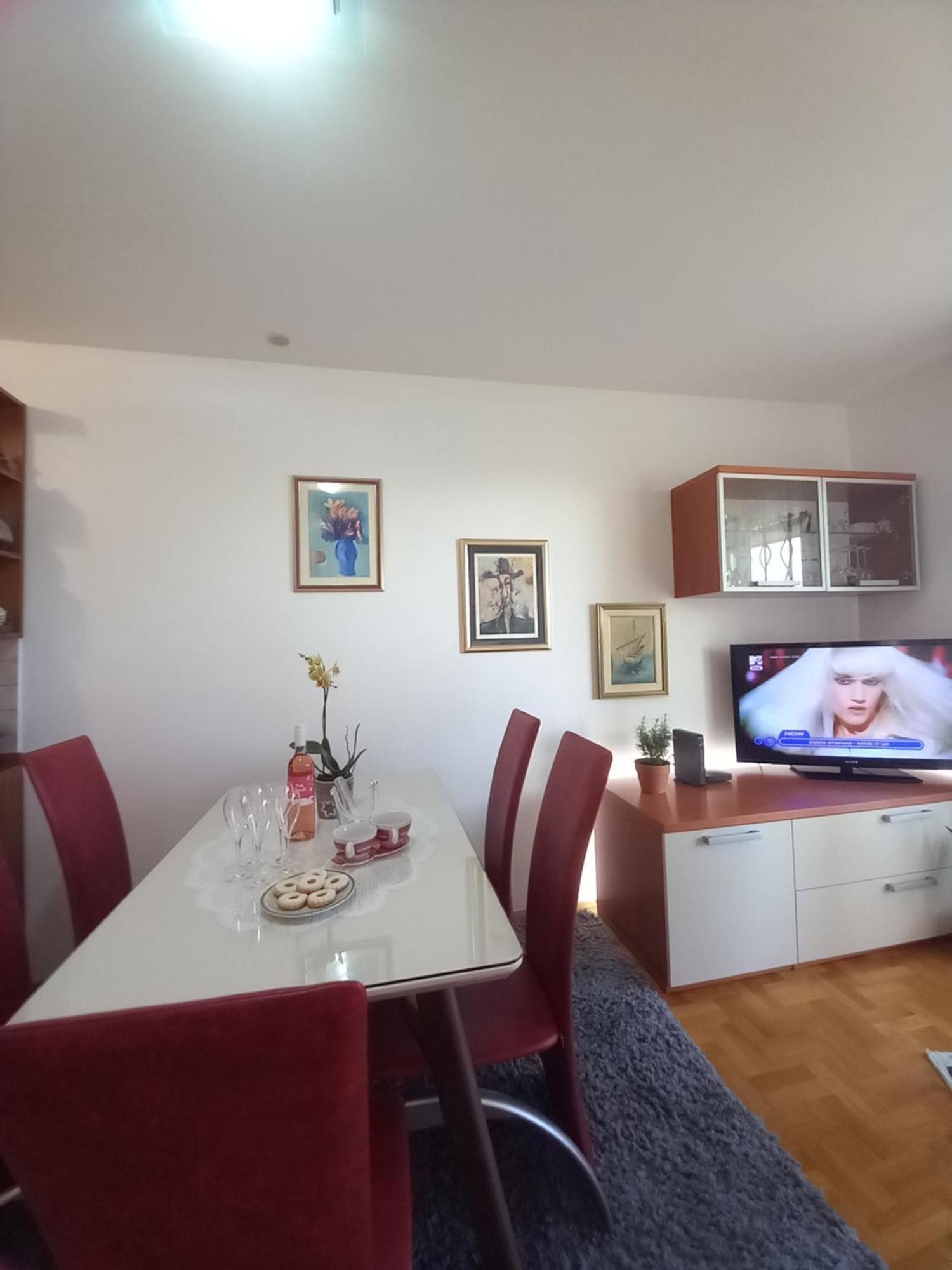 Apartment Harmony - Pleasant And Comfortable Place With A Balcony And A Secured Garage Split Exterior foto